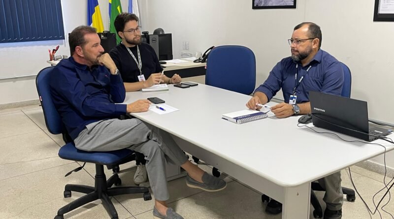 Limites territoriais em Rondônia são tema de reunião entre AROM e IBGE
