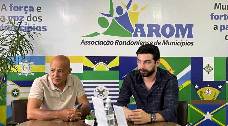 Prefeito de São Miguel do Guaporé acompanha projetos de infraestrutura desenvolvidos pela AROM