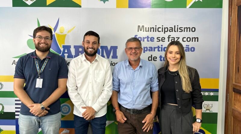 Prefeitos de Costa Marques e Castanheiras cumprem agenda técnica na AROM