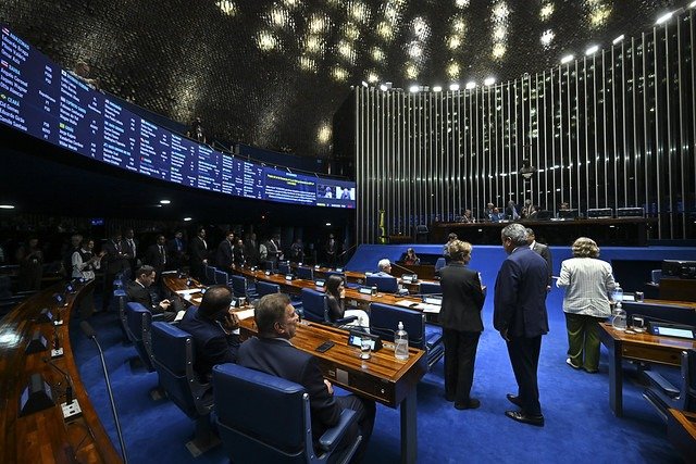 Mesmo com alerta da CNM sobre impacto de R$ 70 bilhões, Senado aprova aposentadoria especial de ACE e ACS